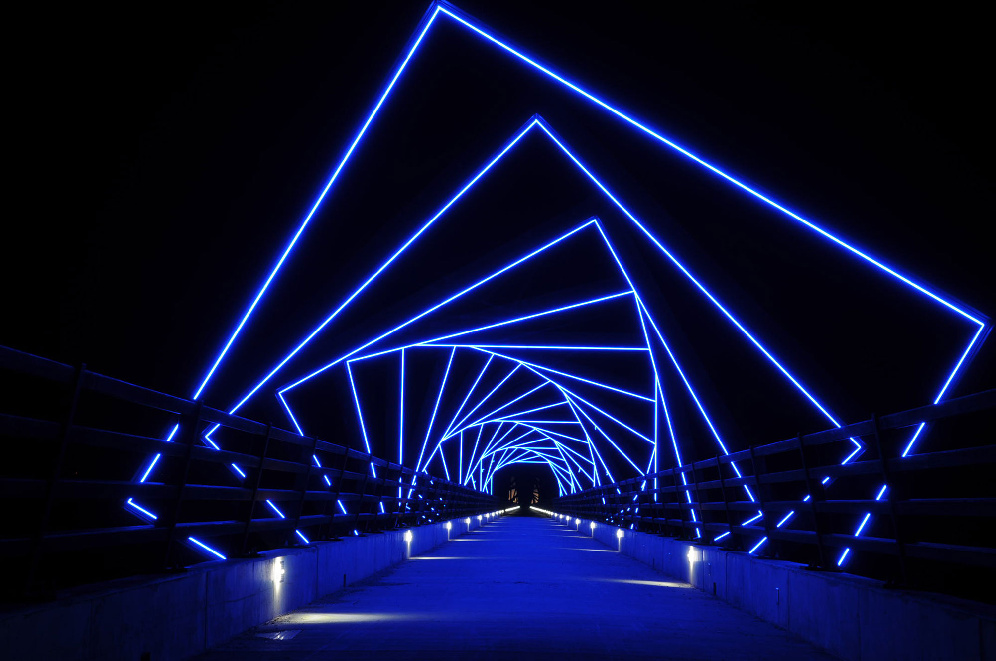 Flexible LED Strip Lights & Luminaires | iLight by Luminii